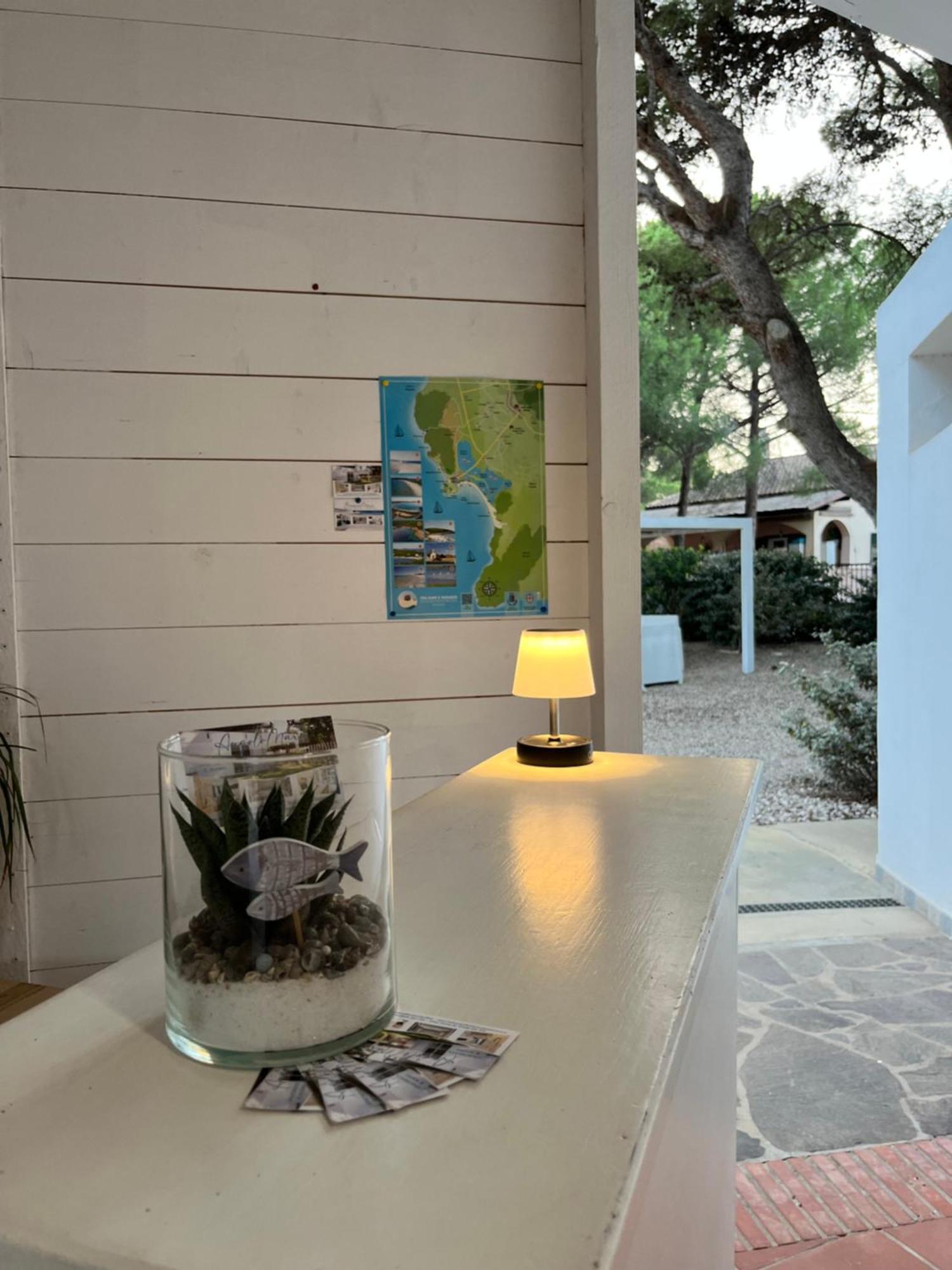 Angolo Mare Apartments & Rooms ポルト・ピノ エクステリア 写真
